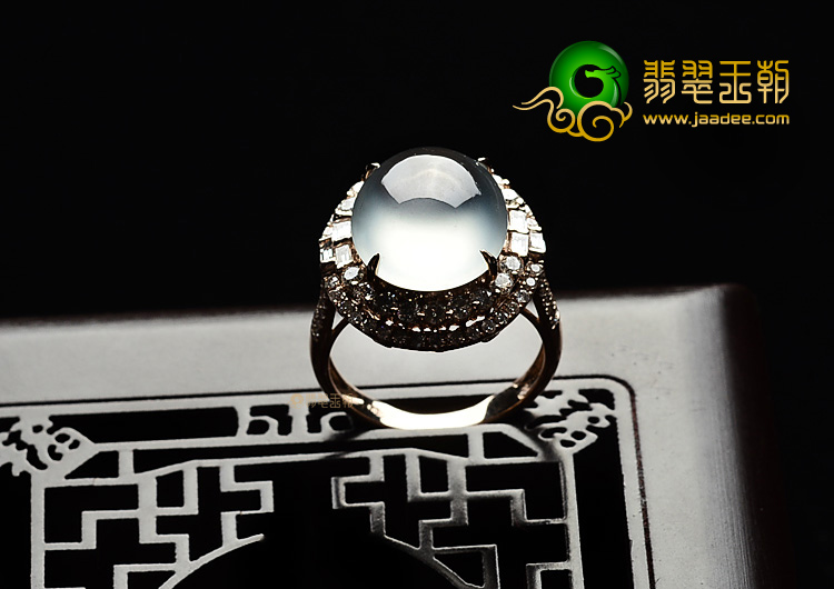(超值推荐)冰玻种无色镶玫瑰金戒指(真钻)