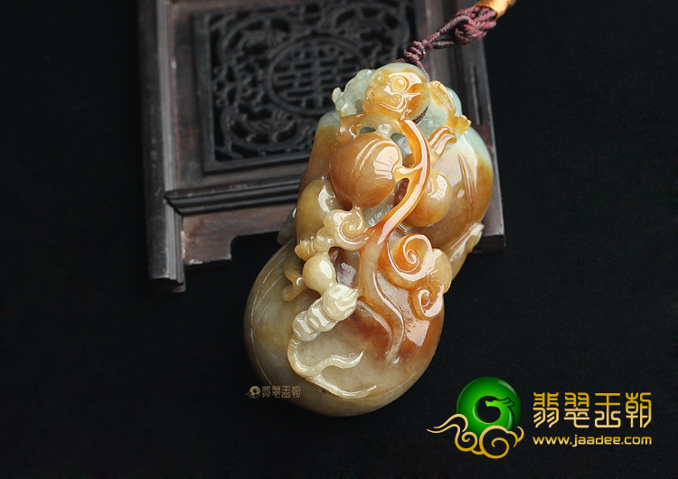 (超值推荐)糯冰种褐黄翡如意寿手玩件