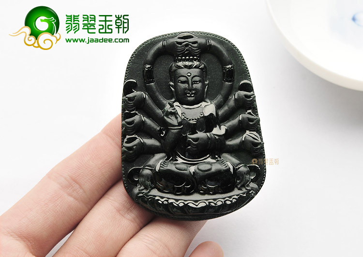 冰种墨翠千手观音挂件