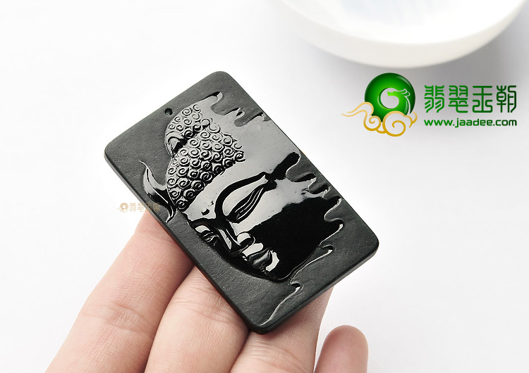 冰种墨翠释迦牟尼挂件