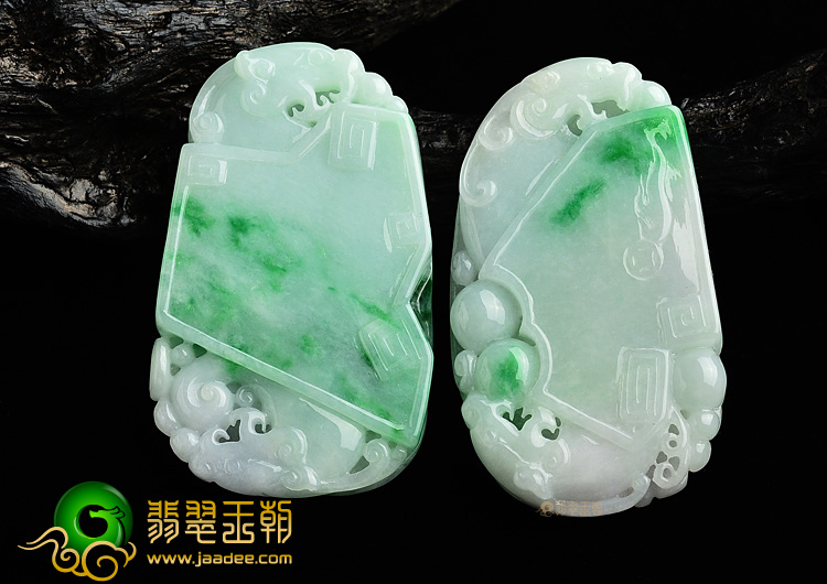 (超值推荐)糯冰种飘翠仿古龙牌挂件(一对)