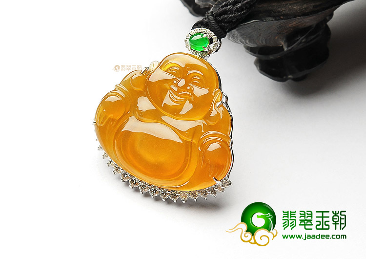 冰玻种鸡油黄/阳绿镶白金钻石玉佛胸坠