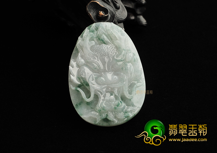 糯冰种飘花龙头挂件