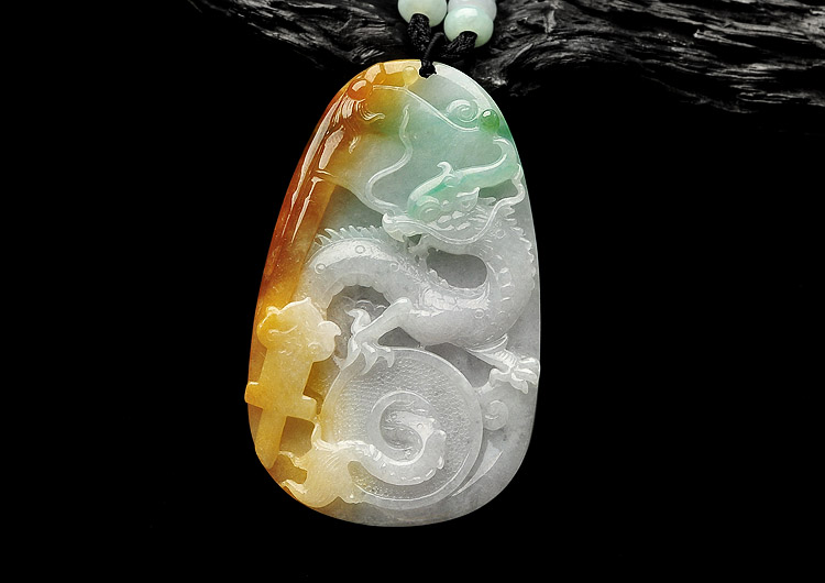 (超值推荐)糯冰种三彩龙牌挂件