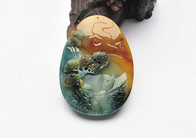 糯冰种红黄翡略飘花出游挂件