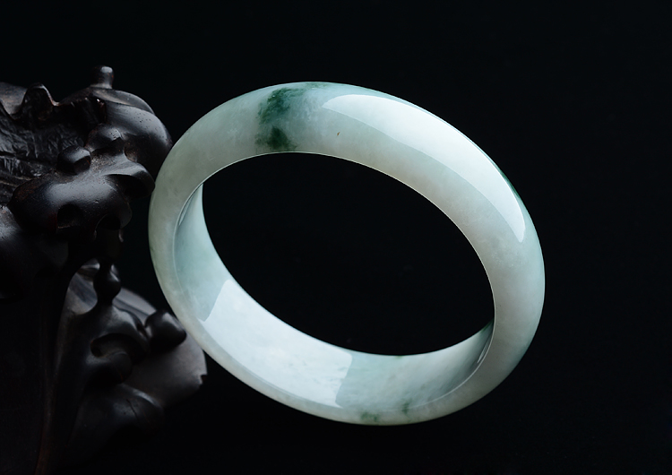 糯冰种飘花手镯（60.2mm）