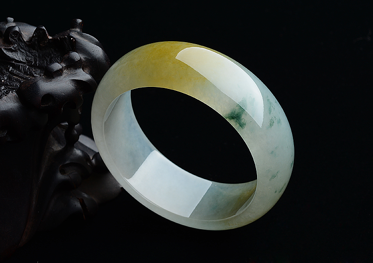 (超值推荐)冰种黄翡飘花手镯（56.2mm）