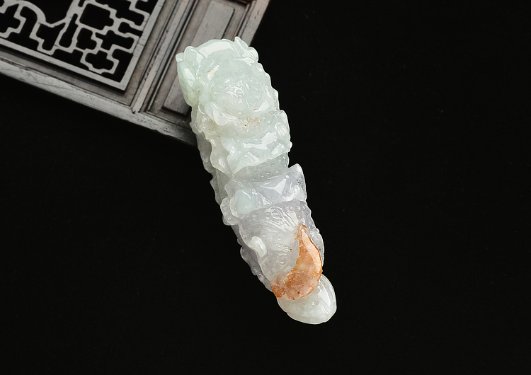 糯冰种淡三彩白菜挂件