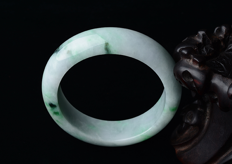 糯冰种春带彩手镯（55mm）