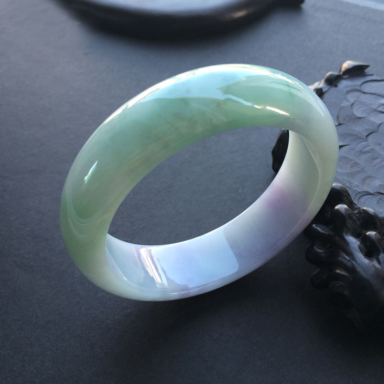 (超值推荐)糯冰种淡春带彩手镯（58.5mm）