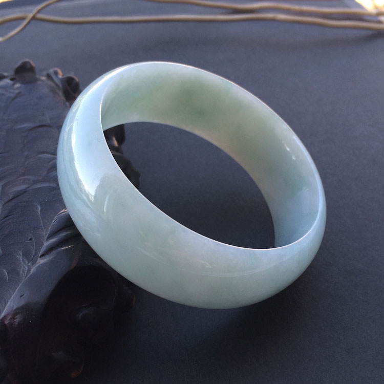 糯冰种晴水手镯（56.1mm）