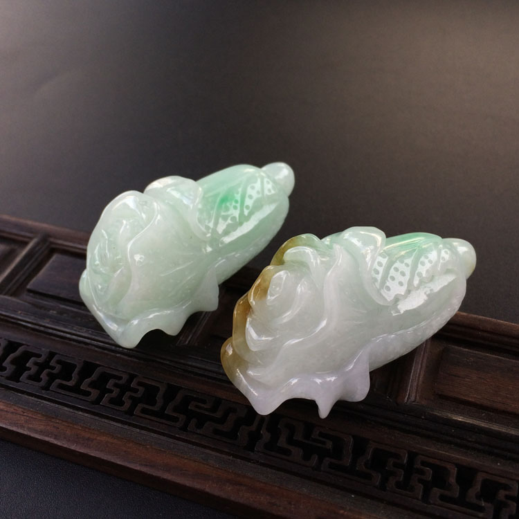 (超值推荐)糯冰种黄加绿/飘翠白菜挂件（一对）