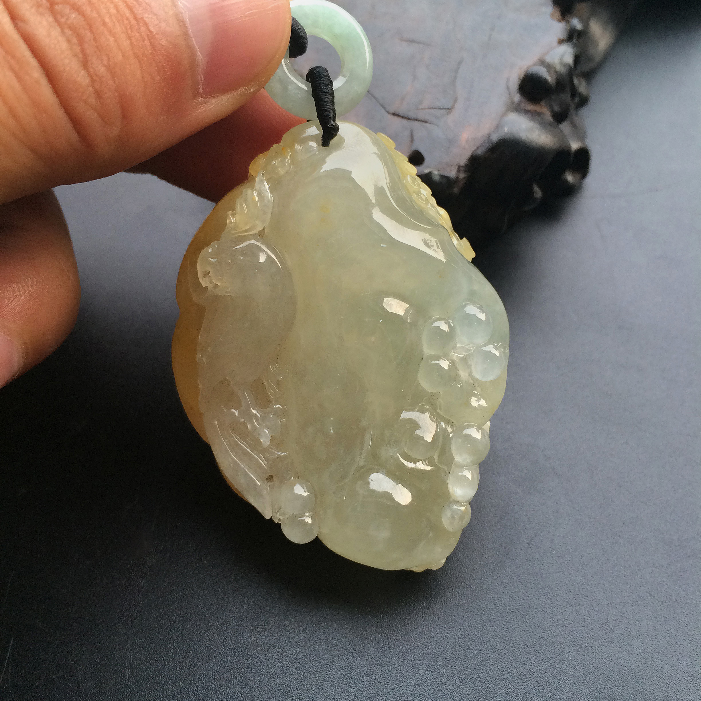 冰种黄翡花开富贵挂件