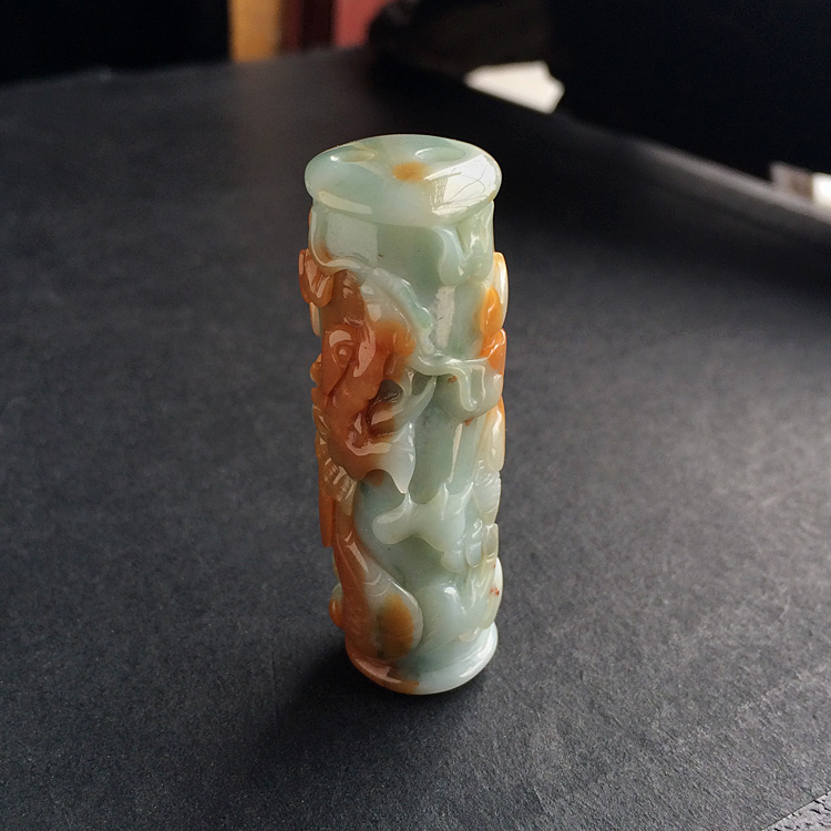 糯冰种晴水褐黄翡龙柱挂件