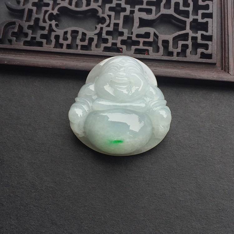 糯冰种略飘翠玉佛挂件
