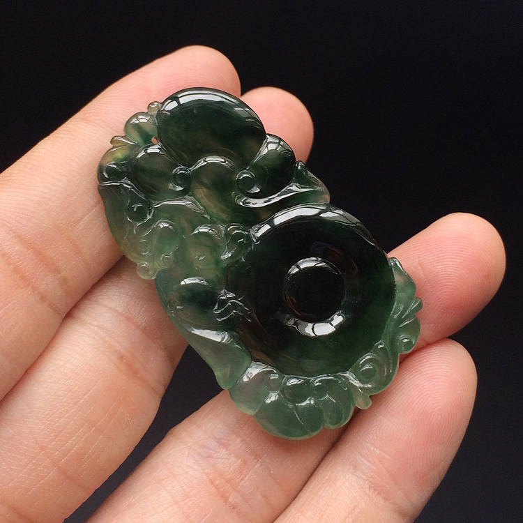 (超值推荐)冰种飘花龙如意挂件