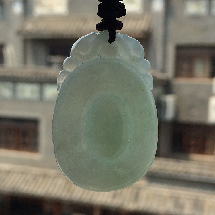 (超值推荐)糯冰种淡晴水福在眼前挂件