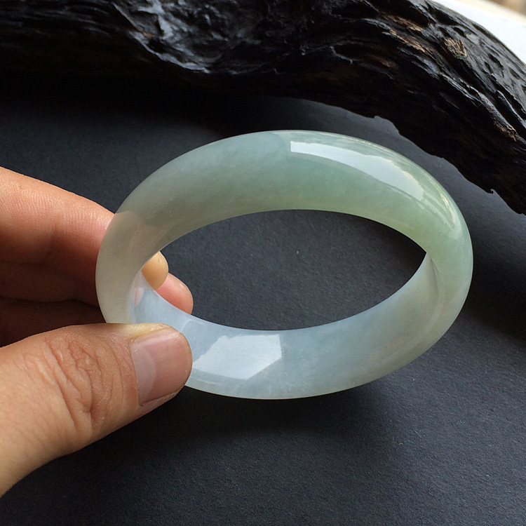 (超值推荐)糯冰种晴水手镯(58mm)