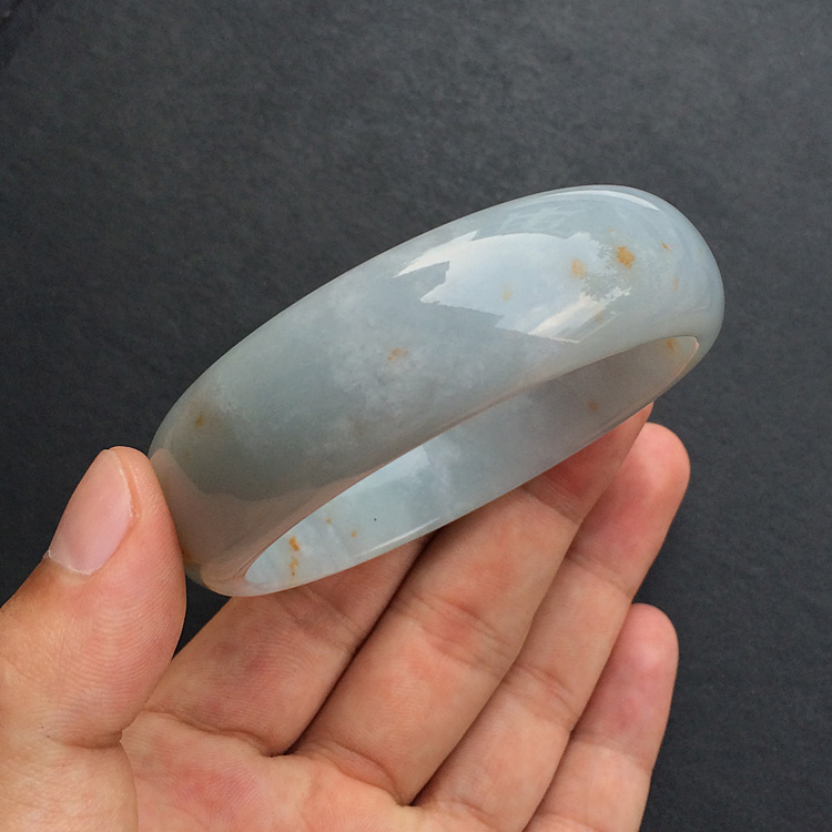 糯冰种晴水略带黄翡手镯(60.3mm)