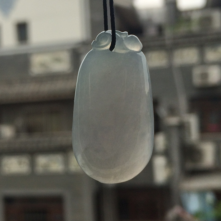 (超值推荐)冰种淡紫罗兰福瓜挂件