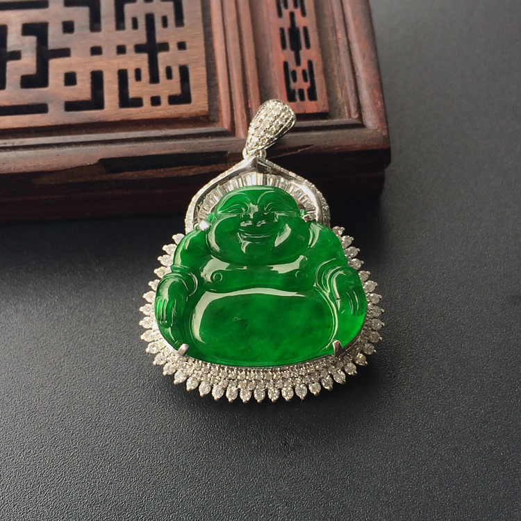 (超值推荐)冰种正阳绿镶白金钻石玉佛胸坠