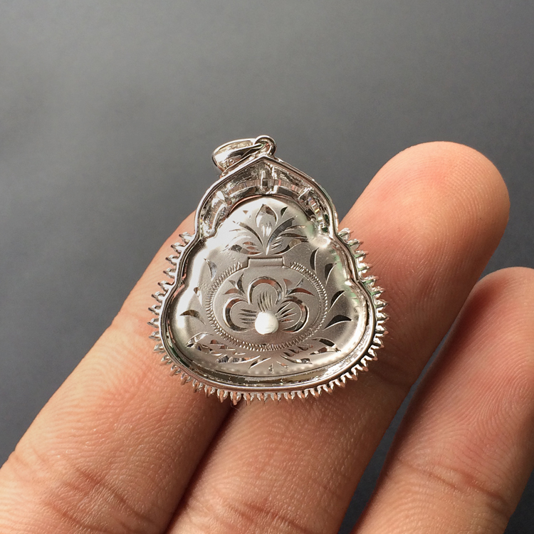 https://jdimg.jaadee.net//images/201504/goods_img/49896_P_1430104512354.jpg