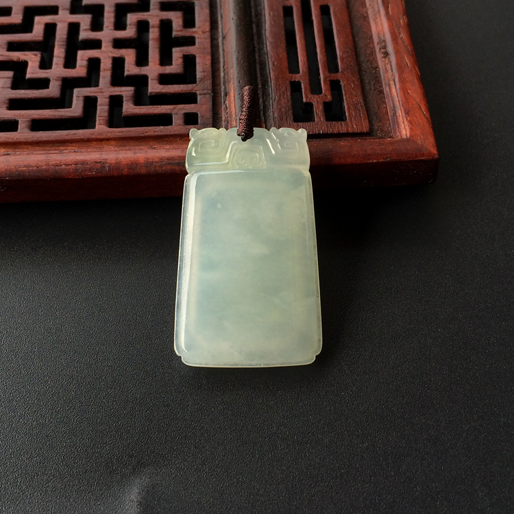(超值推荐)糯冰种淡晴水平安无事牌挂件