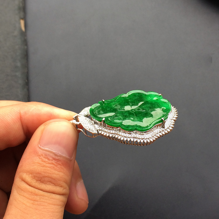 https://jdimg.jaadee.net//images/201504/goods_img/50017_P_1430227474256.jpg
