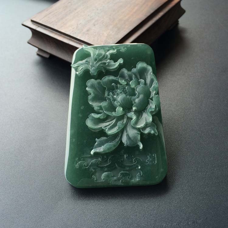 (超值推荐)糯冰种蓝水蝶恋花挂件