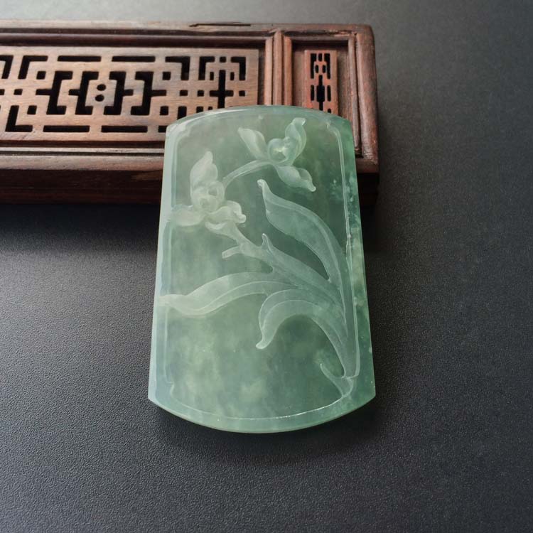 (超值推荐)冰种晴水兰花牌挂件