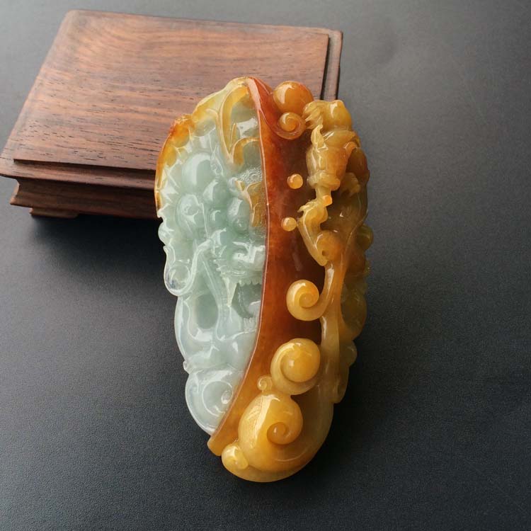 (超值推荐)糯冰种晴水红黄翡龙凤呈祥手玩件/挂件