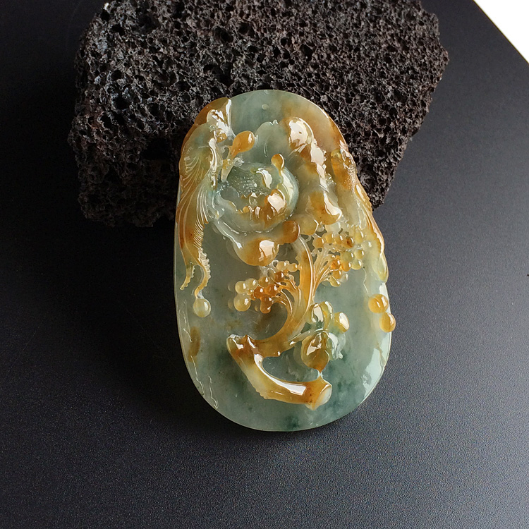(超值推荐)糯冰种褐黄翡飘花花开富贵挂件