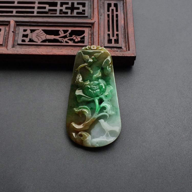 糯冰种三彩花开富贵挂件