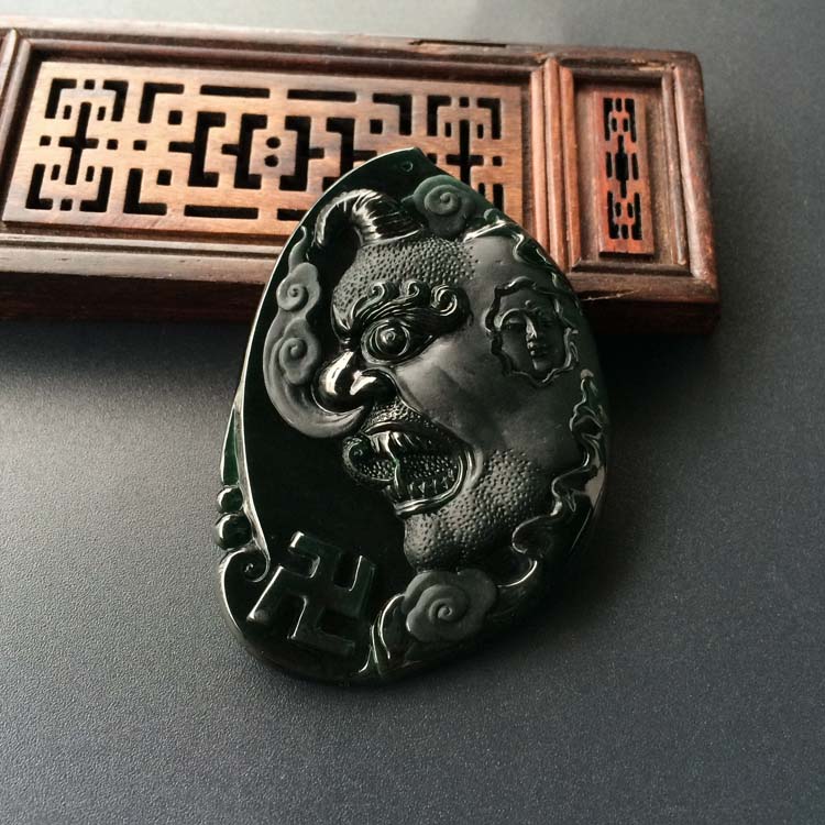 (超值推荐)冰种蓝水佛魔一念间挂件