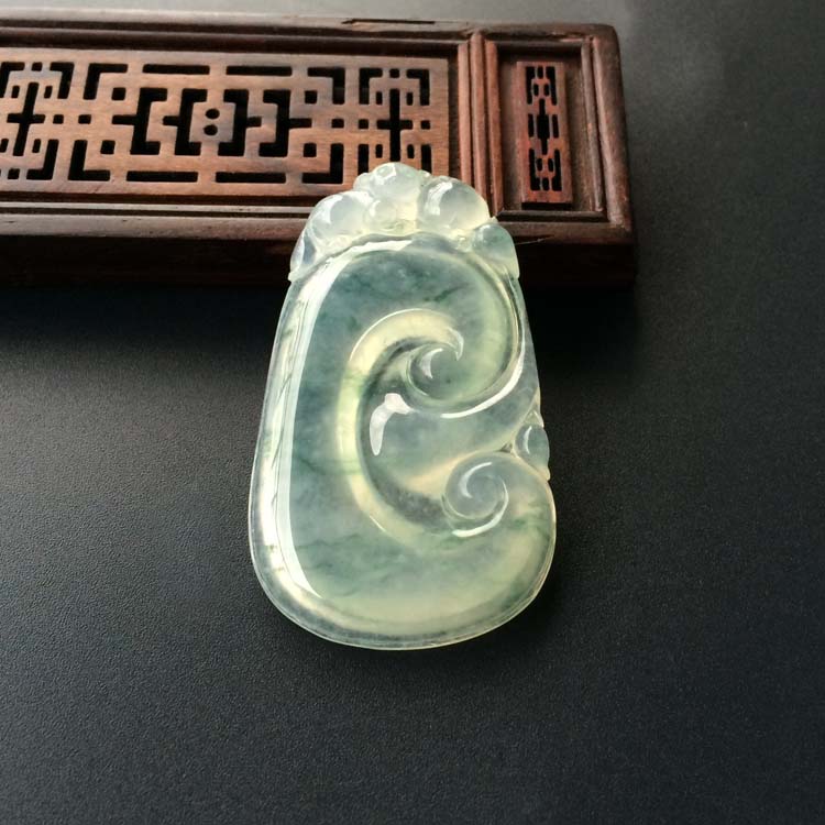 (超值推荐)冰种飘花如意挂件