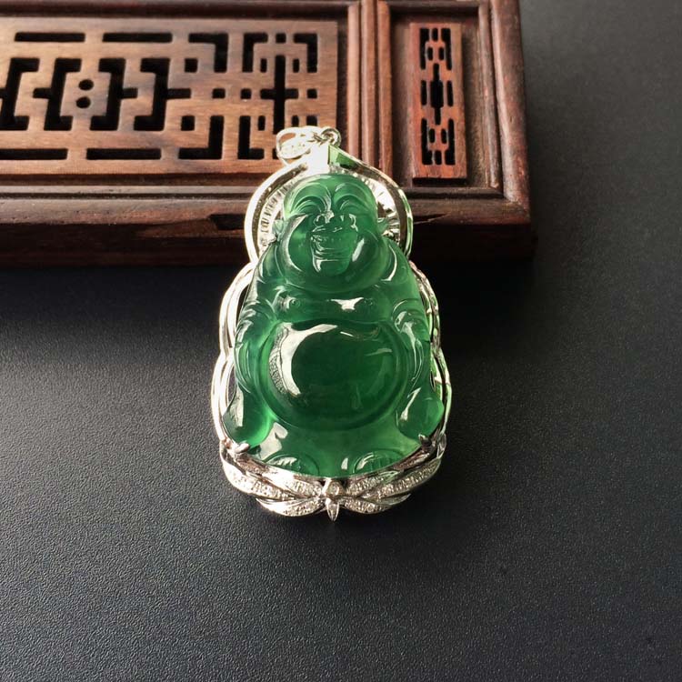 (超值推荐)冰种蓝水镶白金钻石站佛胸坠