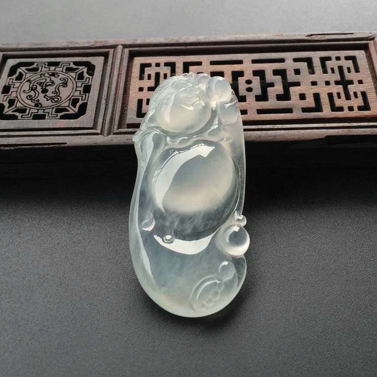 (超值推荐)冰玻种淡晴水站佛挂件