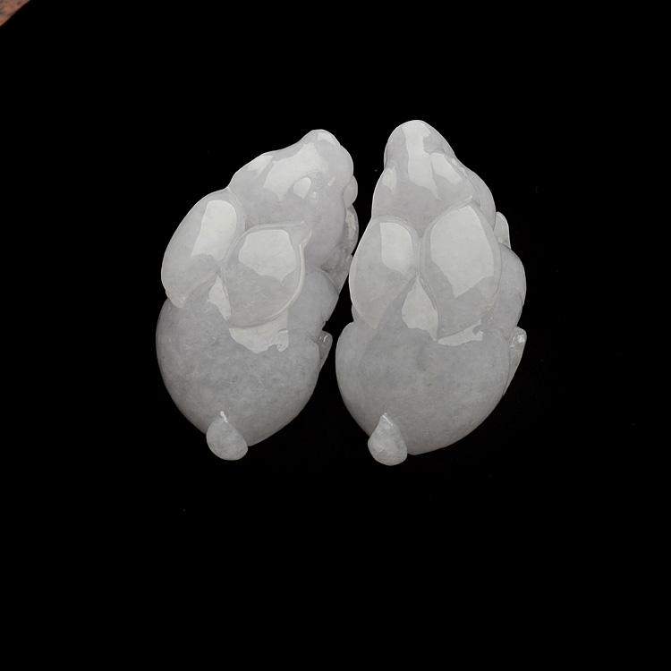 糯冰种淡紫罗兰玉兔挂件(一对)