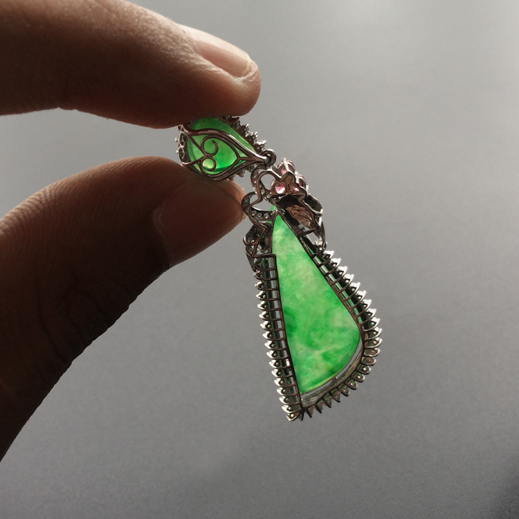 https://jdimg.jaadee.net//images/201506/goods_img/52145_P_1434073651160.jpg