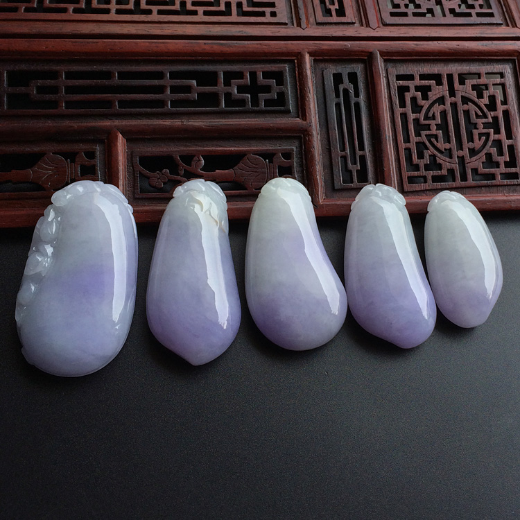 (超值推荐)糯冰种紫罗兰福瓜挂件(一批走)