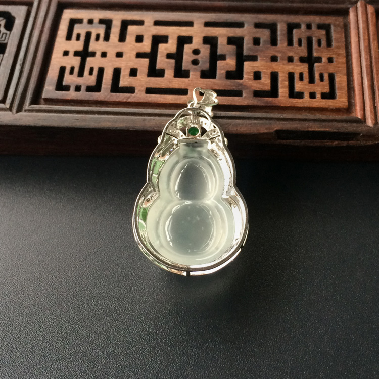 https://jdimg.jaadee.net//images/201506/goods_img/52200_P_1434160292108.jpg