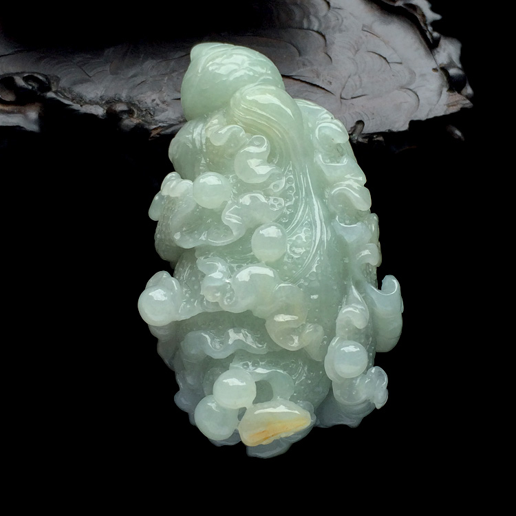 糯冰种晴水带黄翡白菜手玩件