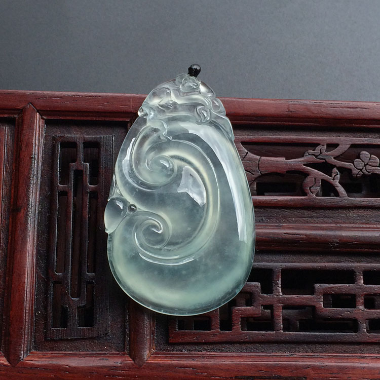 (超值推荐)冰玻种淡晴水如意挂件