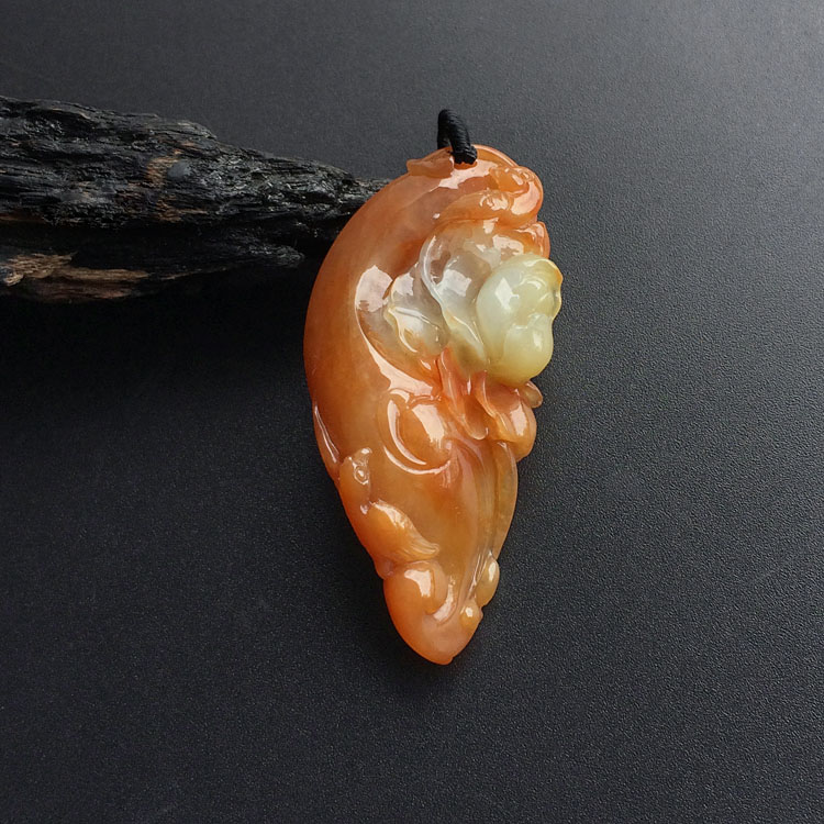 (超值推荐)糯冰种红黄翡鸟语花香挂件