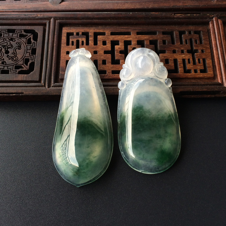 (超值推荐)冰种飘花福瓜挂件(一对)