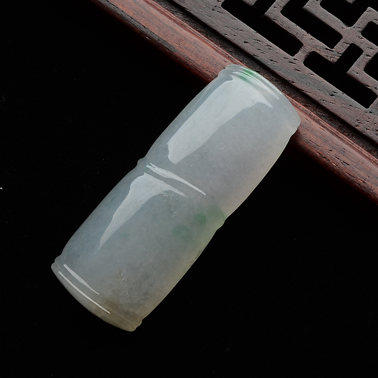 (超值推荐)糯冰种略飘翠节节高挂件