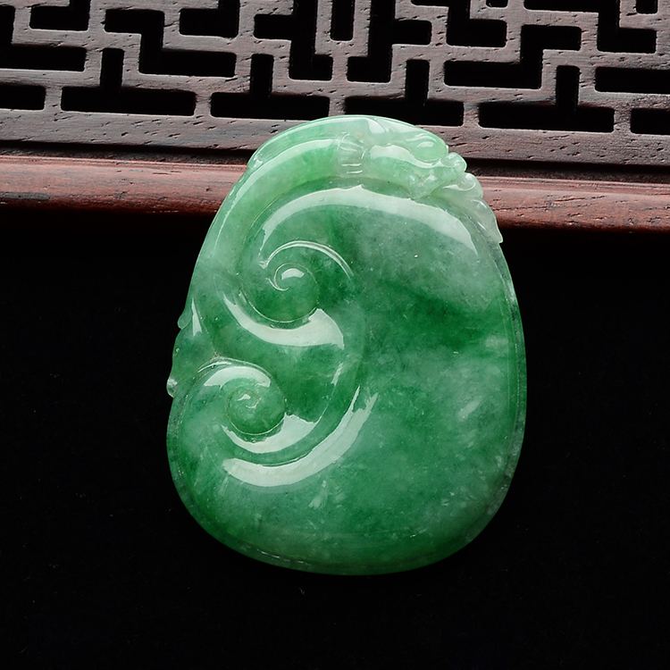 (超值推荐)糯冰种翠色如意挂件