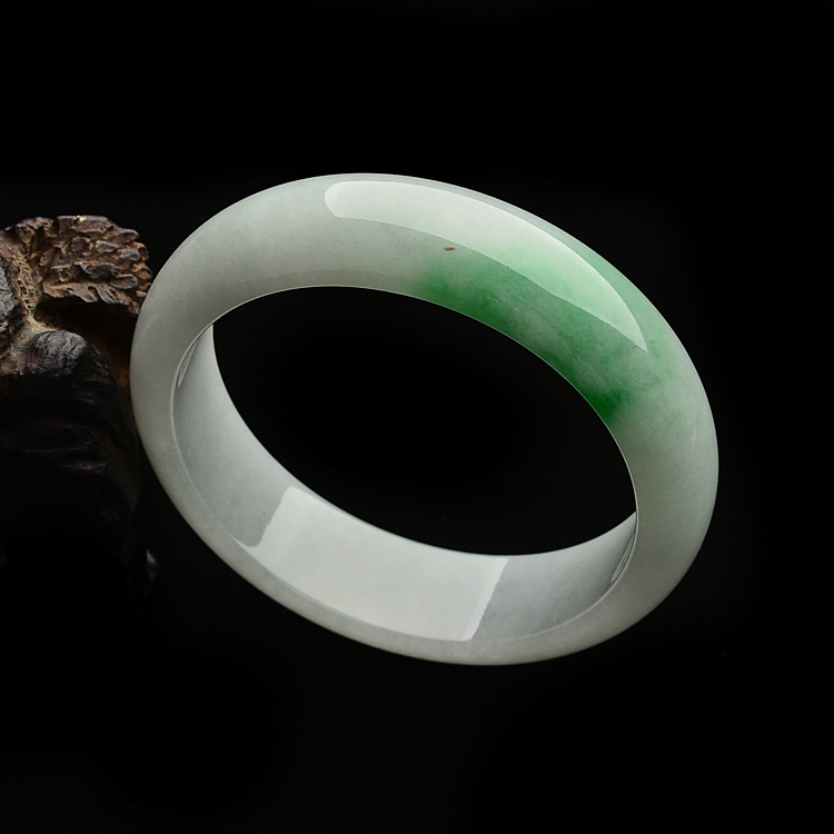 糯冰种飘翠手镯（58mm）