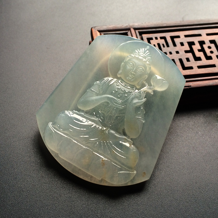 (超值推荐)冰种淡晴水略飘花莲香禅韵挂件(陈德水大师出品)