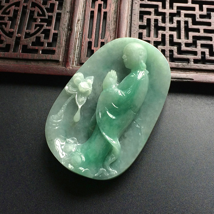 (超值推荐)糯冰种晴水飘翠清莲禅悟挂件(覃贵锋大师出品)